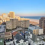 Escape To Raleigh Ave 3 Steps From The Beach