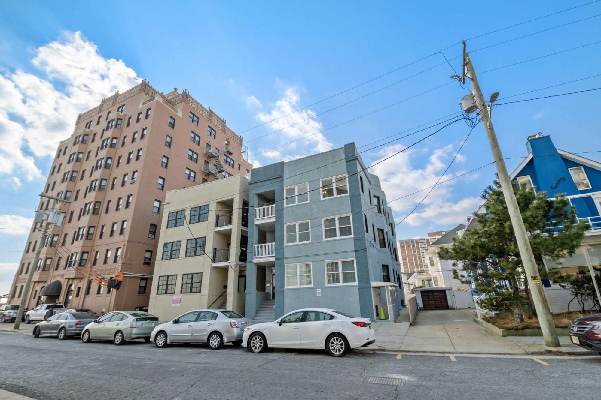 Holiday home Escape To Raleigh Ave 3 Steps From The Atlantic City
