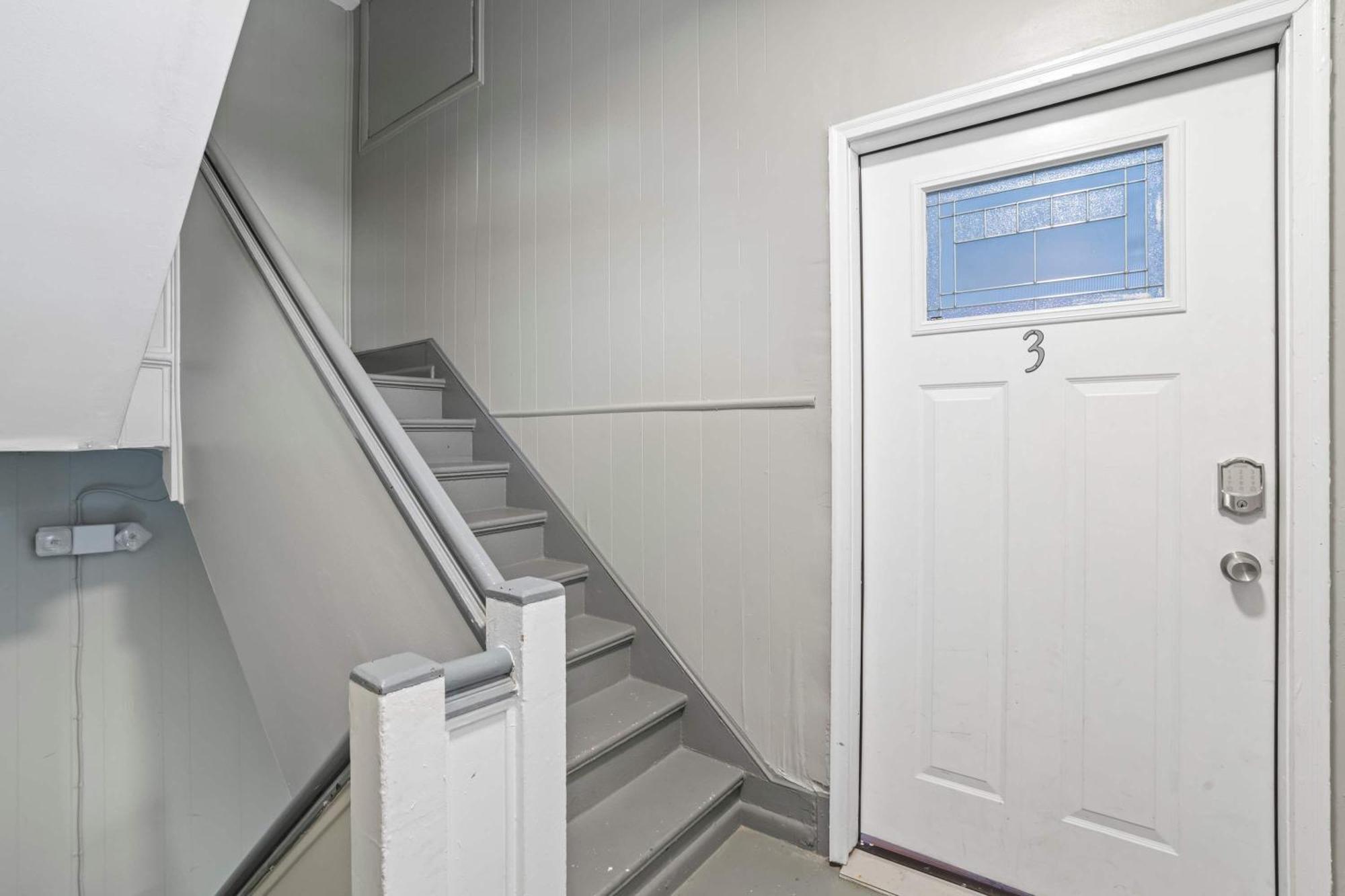 Escape To Raleigh Ave 3 Steps From The Atlantic City